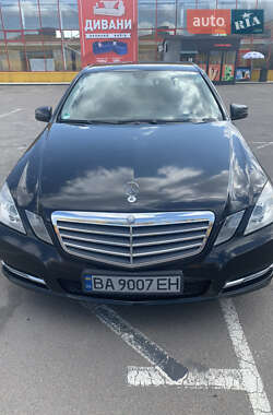 Седан Mercedes-Benz E-Class 2011 в Житомирі