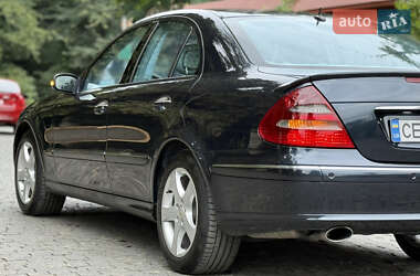 Седан Mercedes-Benz E-Class 2004 в 