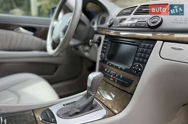 Седан Mercedes-Benz E-Class 2004 в 
