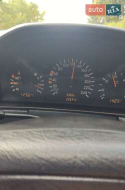 Седан Mercedes-Benz E-Class 1999 в 