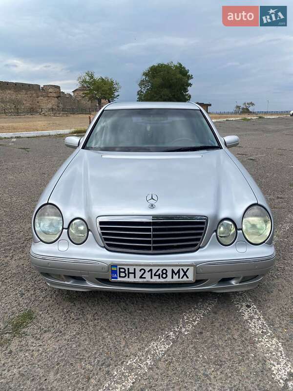 Седан Mercedes-Benz E-Class 2001 в Белгороде-Днестровском