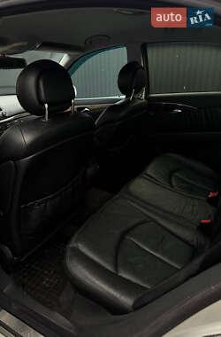 Седан Mercedes-Benz E-Class 2002 в 