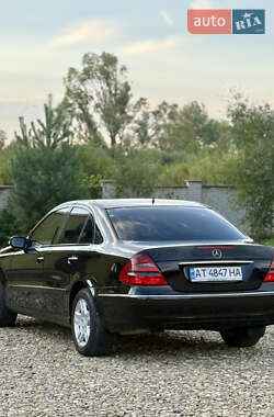Седан Mercedes-Benz E-Class 2003 в 
