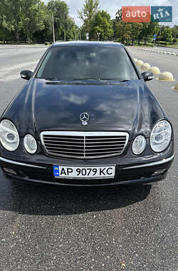 Седан Mercedes-Benz E-Class 2004 в Никополе