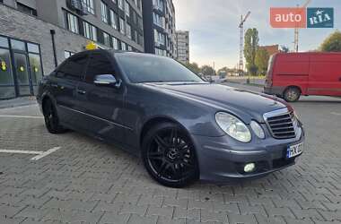 Седан Mercedes-Benz E-Class 2008 в 