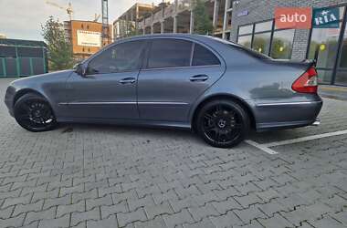 Седан Mercedes-Benz E-Class 2008 в 