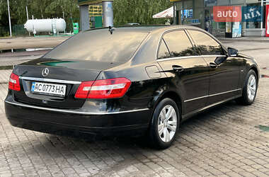Седан Mercedes-Benz E-Class 2009 в 