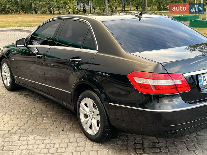 Седан Mercedes-Benz E-Class 2009 в Ковеле