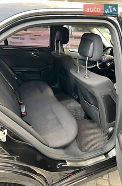 Седан Mercedes-Benz E-Class 2009 в 