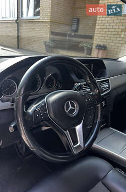 Седан Mercedes-Benz E-Class 2012 в 