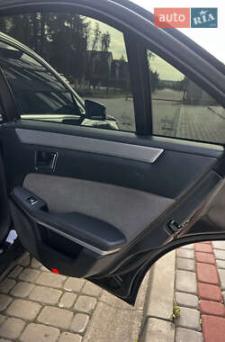 Седан Mercedes-Benz E-Class 2012 в 