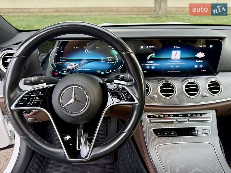 Седан Mercedes-Benz E-Class 2020 в Днепре