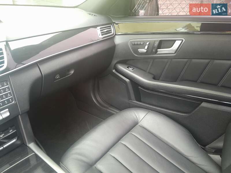 Седан Mercedes-Benz E-Class 2015 в Дрогобичі