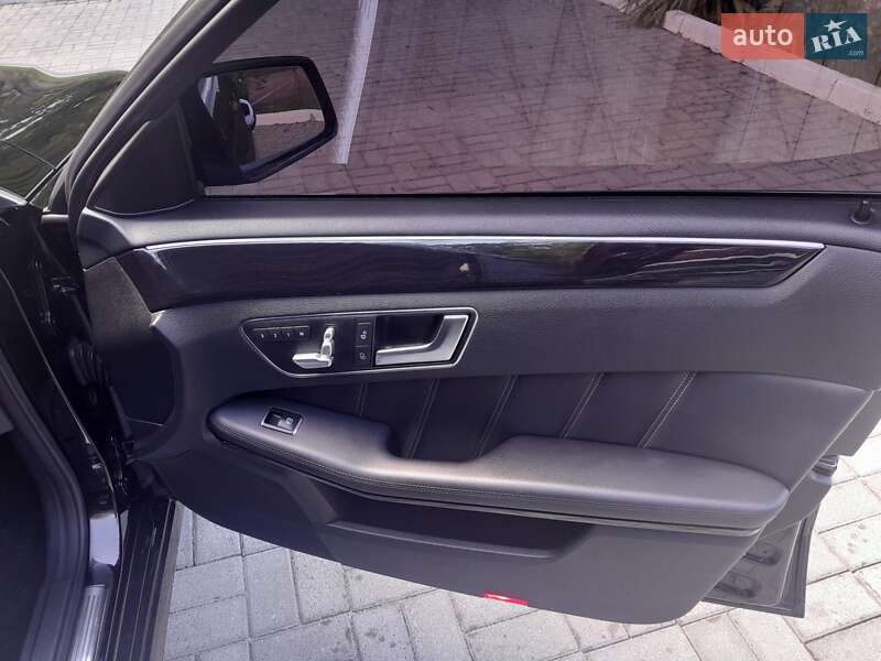 Седан Mercedes-Benz E-Class 2015 в Дрогобичі