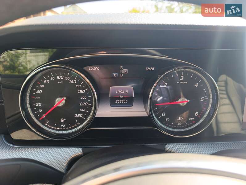 Седан Mercedes-Benz E-Class 2018 в Хмельницком