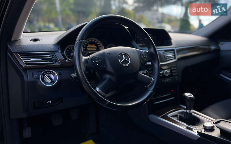 Универсал Mercedes-Benz E-Class 2013 в Львове фото 15 Универсал Mercedes-Benz E-Class 2013 в Львове