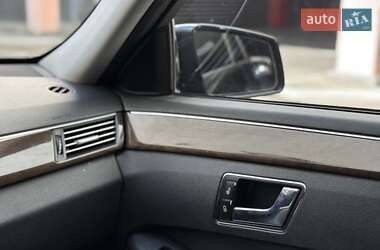 Седан Mercedes-Benz E-Class 2009 в 