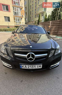 Седан Mercedes-Benz E-Class 2012 в Києві