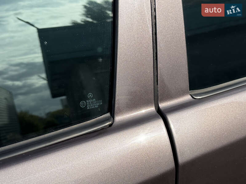 Седан Mercedes-Benz E-Class 1992 в Києві фото 17 Седан Mercedes-Benz E-Class 1992 в Києві