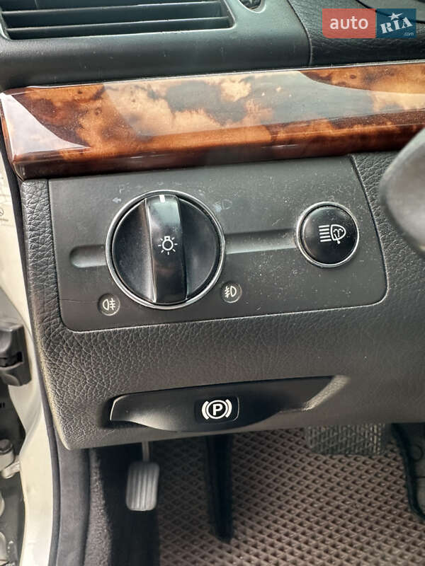 Универсал Mercedes-Benz E-Class 2003 в Черновцах