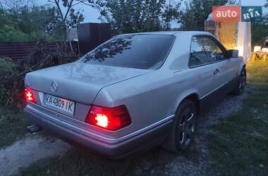 Купе Mercedes-Benz E-Class 1994 в 