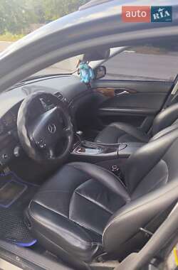 Универсал Mercedes-Benz E-Class 2005 в 