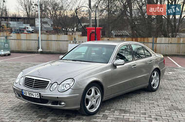 Седан Mercedes-Benz E-Class 2005 в Жмеринці