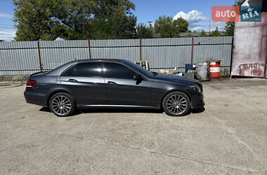 Седан Mercedes-Benz E-Class 2013 в Ужгороді
