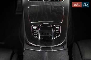 Купе Mercedes-Benz E-Class 2017 в 