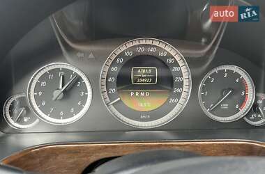 Седан Mercedes-Benz E-Class 2011 в 