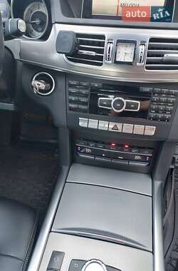 Седан Mercedes-Benz E-Class 2013 в 