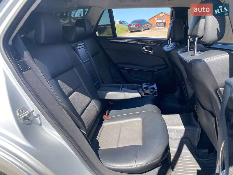 Универсал Mercedes-Benz E-Class 2010 в Киеве