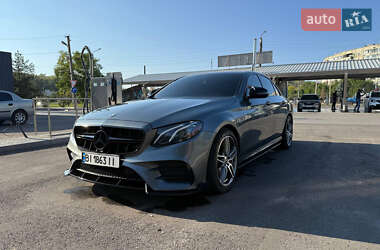 Седан Mercedes-Benz E-Class 2017 в 