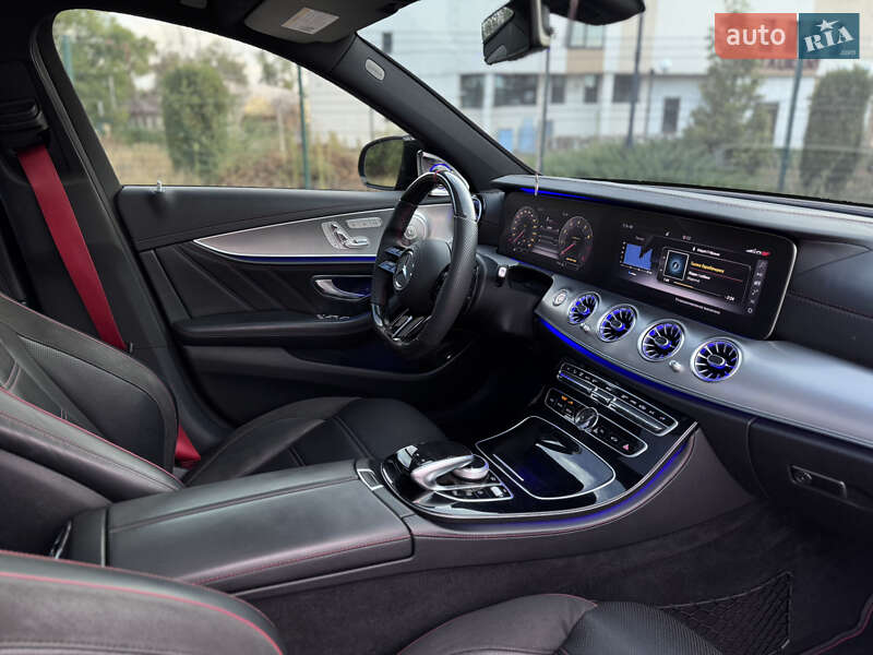 Седан Mercedes-Benz E-Class 2018 в Запорожье