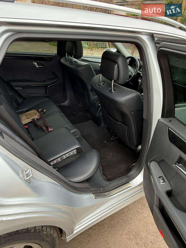 Універсал Mercedes-Benz E-Class 2010 в Бахмачі фото 10 Універсал Mercedes-Benz E-Class 2010 в Бахмачі