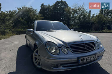 Седан Mercedes-Benz E-Class 2005 в Хмельницком