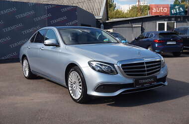 Седан Mercedes-Benz E-Class 2016 в 