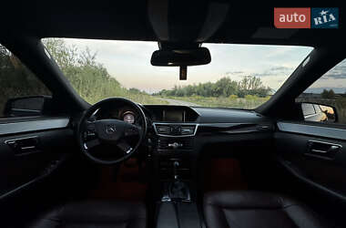 Седан Mercedes-Benz E-Class 2011 в 