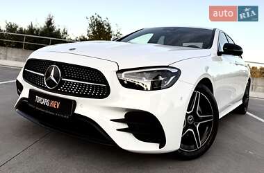 Седан Mercedes-Benz E-Class 2022 в 