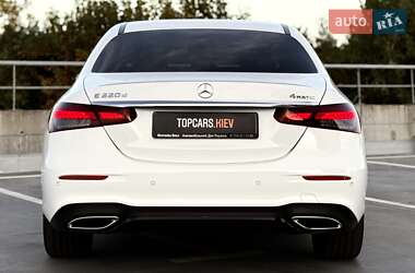 Седан Mercedes-Benz E-Class 2022 в 