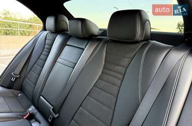 Седан Mercedes-Benz E-Class 2022 в 