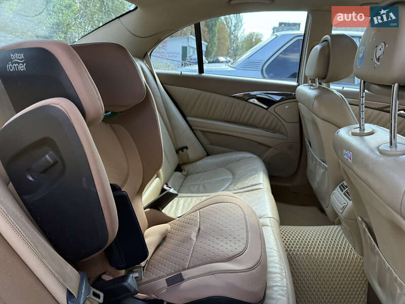 Седан Mercedes-Benz E-Class 2006 в Кропивницькому