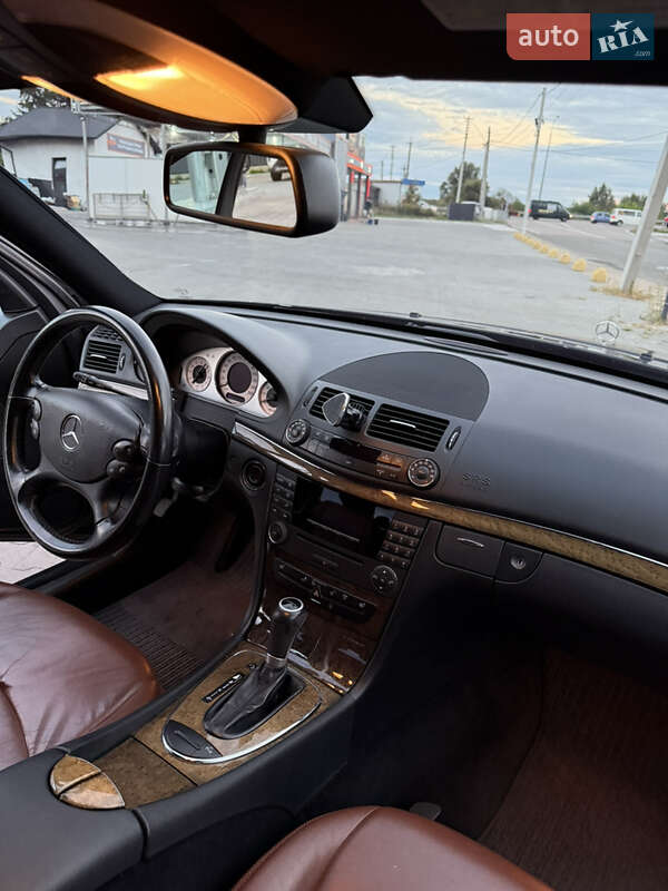 Седан Mercedes-Benz E-Class 2007 в Ворзеле