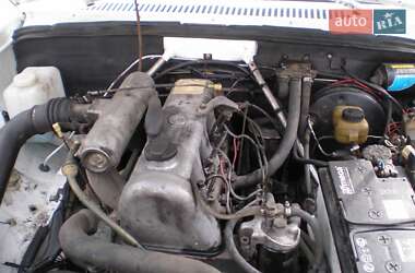 Седан Mercedes-Benz E-Class 1972 в 