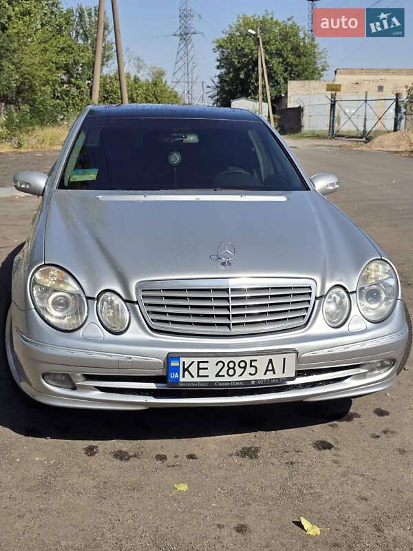 Седан Mercedes-Benz E-Class 2002 в Кривому Розі