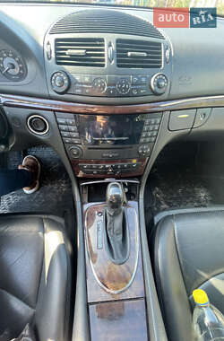 Универсал Mercedes-Benz E-Class 2003 в 