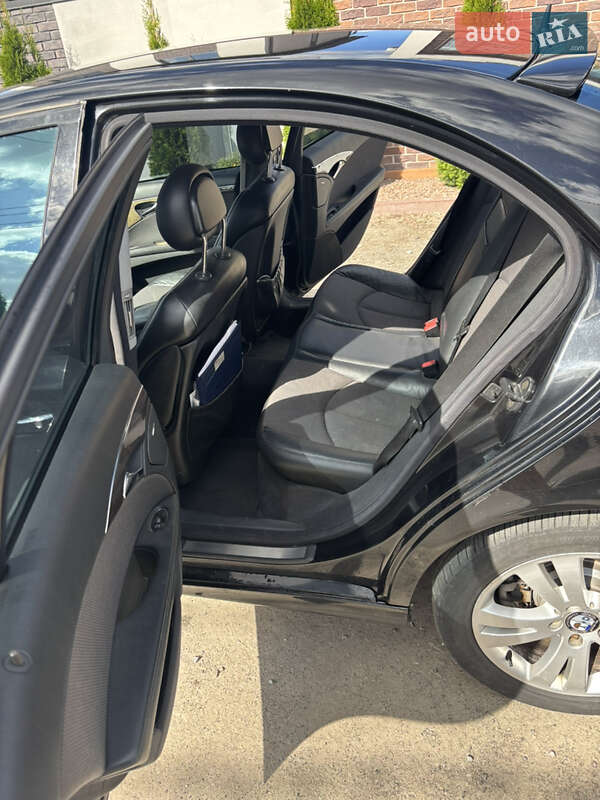 Седан Mercedes-Benz E-Class 2003 в Броварах