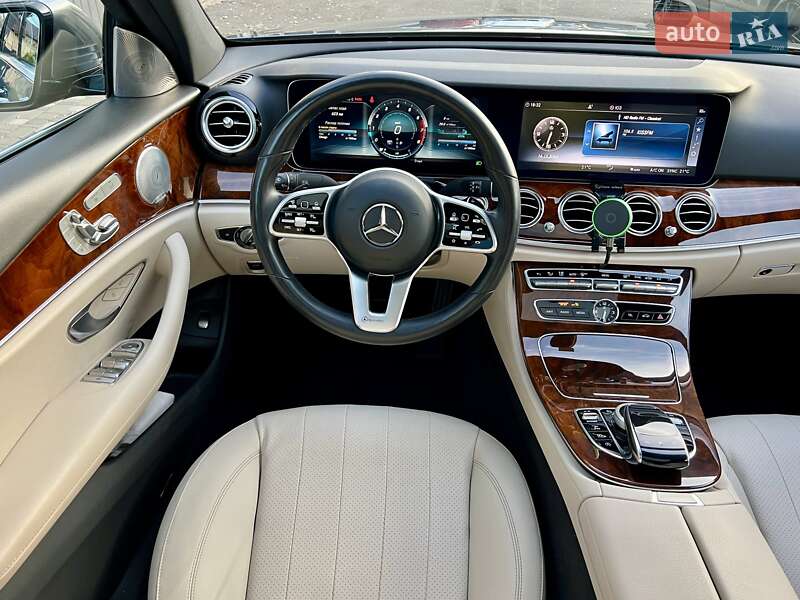 Седан Mercedes-Benz E-Class 2019 в Киеве