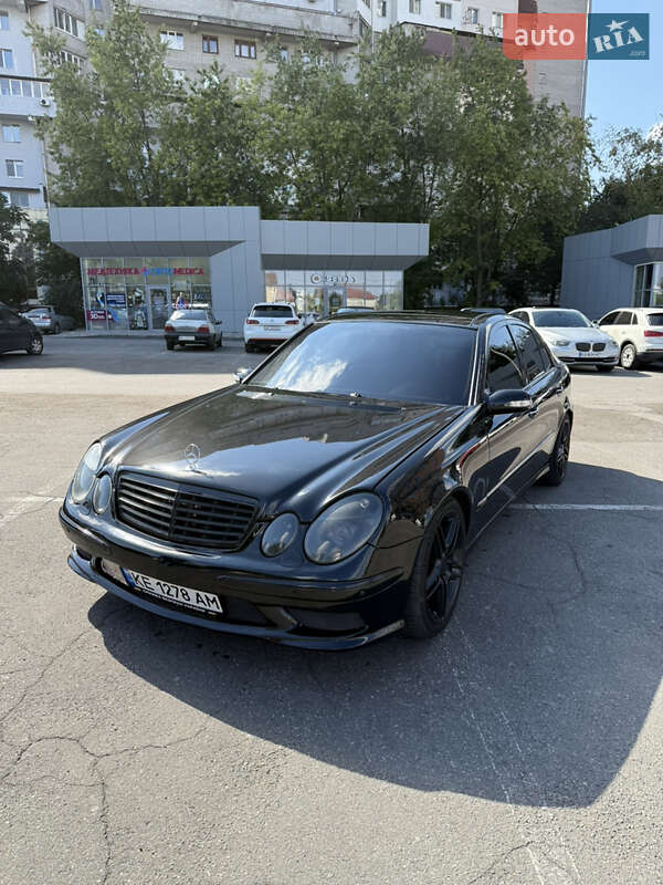 Седан Mercedes-Benz E-Class 2002 в 