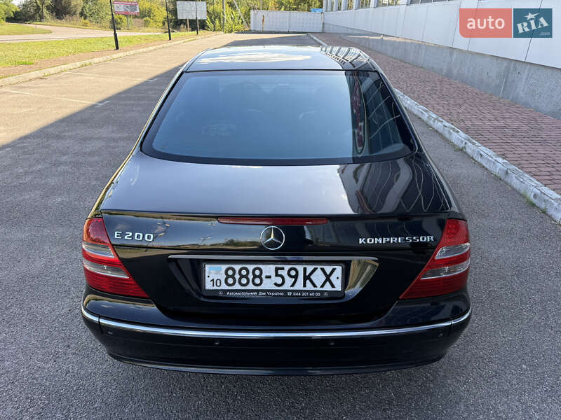 Седан Mercedes-Benz E-Class 2004 в Білій Церкві